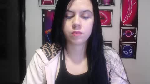 Snapshot of shanellmoore chatting on 12-04-24, 12:36 Shanell Moore online show from 12-04-24, 12:36