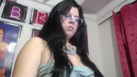 Snapshot of shanellmoore chatting on 12-30-24, 11:28 Shanell Moore online show from 12-30-24, 11:28