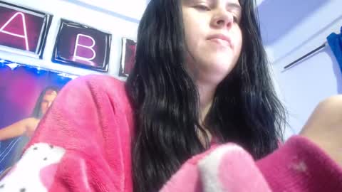 Snapshot of shanellmoore chatting on 02-11-25, 12:27 Shanell Moore online show from 02-11-25, 12:27