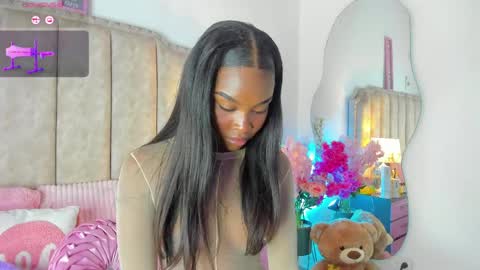 Shanel online show from 05-14-26, 01:51