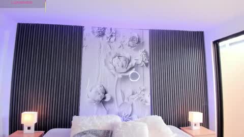 ShaniaDaniels online show from 01-05-26, 08:12