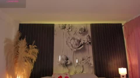 ShaniaDaniels online show from 05-10-26, 10:04