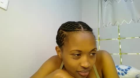 Snapshot of shanizz001 chatting on 01-05-25, 12:42 shanizz online show from 01-05-25, 12:42