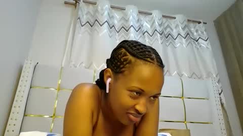 Snapshot of shanizz001 chatting on 01-06-25, 02:37 shanizz online show from 01-06-25, 02:37