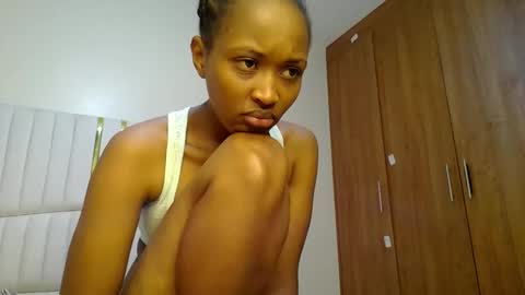 Snapshot of shanizz001 chatting on 01-29-25, 03:54 shanizz online show from 01-29-25, 03:54