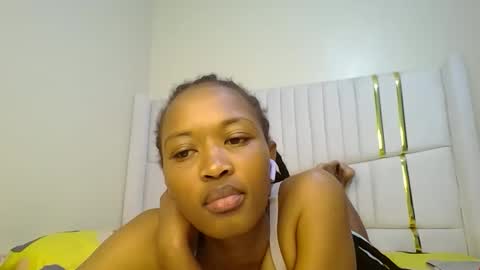 Snapshot of shanizz001 chatting on 02-10-25, 11:13 shanizz online show from 02-10-25, 11:13