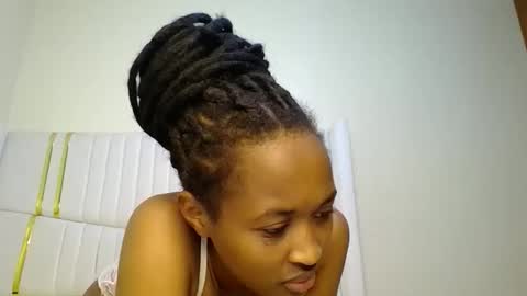 Snapshot of shanizz001 chatting on 02-16-25, 04:20 shanizz online show from 02-16-25, 04:20