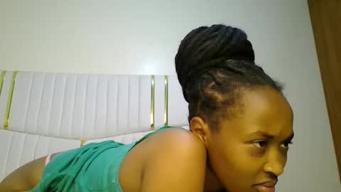 Snapshot of shanizz001 chatting on 02-19-25, 11:57 shanizz online show from 02-19-25, 11:57