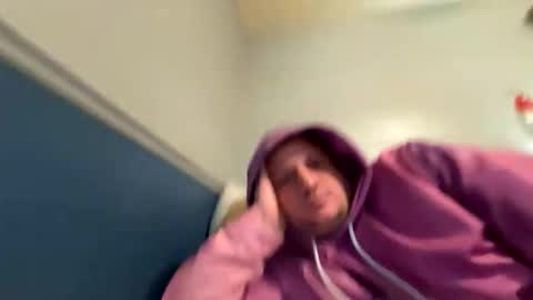 Snapshot of shankzilla chatting on 11-11-25, 02:33 shankzilla online show from 11-11-25, 02:33