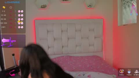 Snapshot of shannakendall chatting on 02-13-25, 01:59 Shana online show from 02-13-25, 01:59