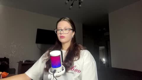Snapshot of shannanwonnacott chatting on 10-23-25, 12:37 Lissa online show from 10-23-25, 12:37