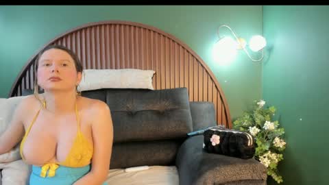 shannel__queen online show from 05-06-26, 07:19