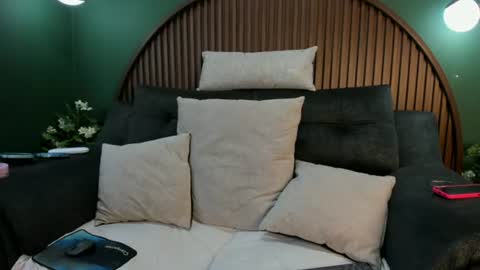 shannel__queen online show from 06-11-26, 07:56