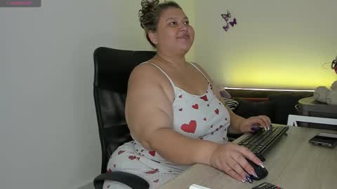Snapshot of shannonbbw chatting on 01-02-25, 01:40 SHANNONBBW online show from 01-02-25, 01:40