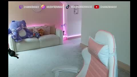 Shanmais online show from 10-23-25, 11:31