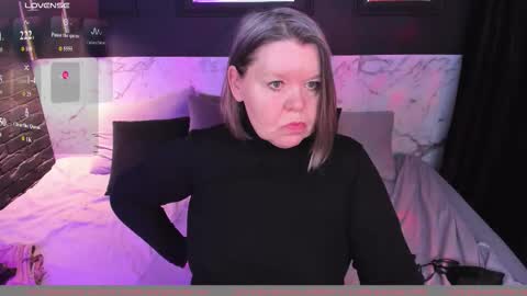 Shannon online show from 12-16-25, 05:34