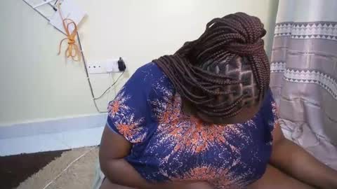 shanny_123 online show from 11-20-25, 07:02