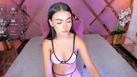 SHANON online show from 12-17-24, 07:37