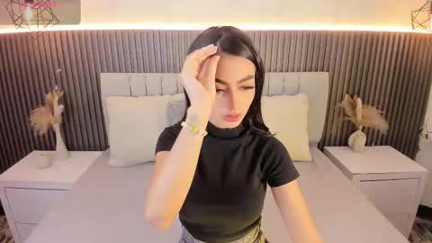 SHANON online show from 09-23-25, 07:06