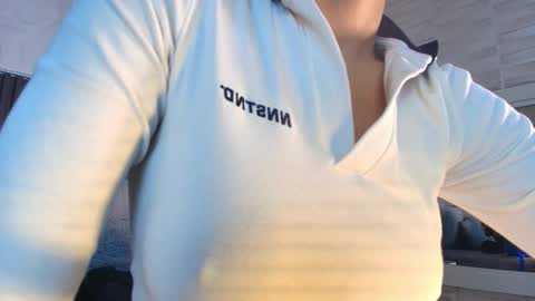 SHANON online show from 02-16-26, 06:59