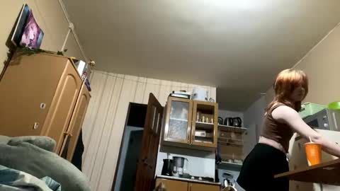 Snapshot of shantaeburleson chatting on 10-14-25, 05:08 Kristin online show from 10-14-25, 05:08