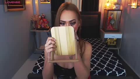 SHANTAL online show from 01-17-25, 03:32