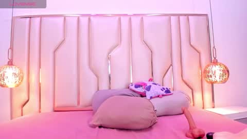 Snapshot of shantaladdams chatting on 03-07-26, 02:52 Shantal online show from 03-07-26, 02:52