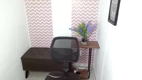 Dayana online show from 05-11-26, 06:16