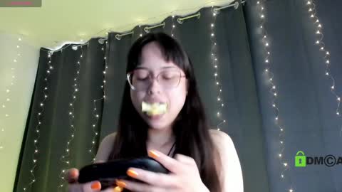 Snapshot of shantalcerezo chatting on 01-17-25, 09:06 Cat-FOLLOWME and we talk IGshantal cerezo online show from 01-17-25, 09:06