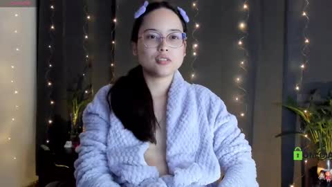 Snapshot of shantalcerezo chatting on 02-17-25, 01:25 Cat-FOLLOWME and we talk IGshantal cerezo online show from 02-17-25, 01:25