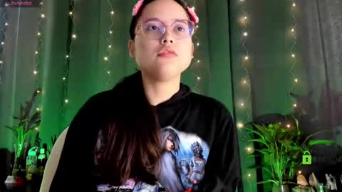 Snapshot of shantalcerezo chatting on 02-18-25, 07:41 Cat-FOLLOWME and we talk IGshantal cerezo online show from 02-18-25, 07:41