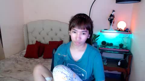 SHANTA FOX  s online show from 02-24-25, 02:48