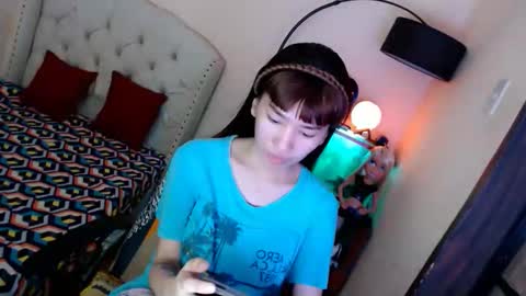 SHANTA FOX  s online show from 10-27-25, 11:36