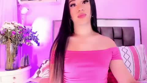 Shantal girls online show from 02-08-25, 11:01