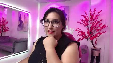 Shantall  online show from 09-30-25, 03:11