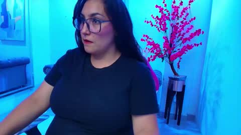 Shantall  online show from 10-01-25, 03:34