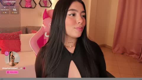 Snapshot of shantall_vidales chatting on 02-15-25, 04:47 online show from 02-15-25, 04:47