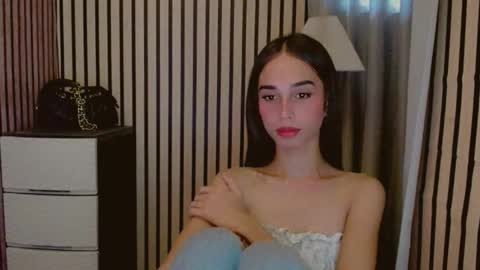 Snapshot of shantallfuckdoll chatting on 04-29-26, 05:55 shantallfuckdoll online show from 04-29-26, 05:55