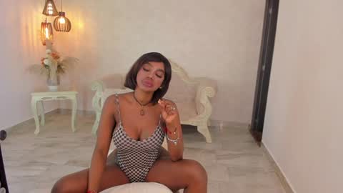 ShantallKnowles online show from 01-27-25, 12:48