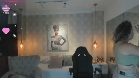 Shantal online show from 06-18-26, 11:36