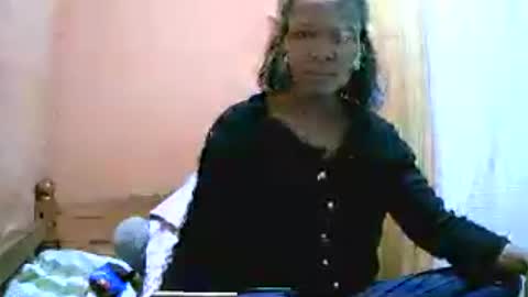 Snapshot of shanyarise chatting on 08-01-26, 12:15 ShanyaRise online show from 08-01-26, 12:15