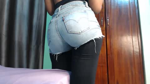 Snapshot of sharatie chatting on 04-01-26, 02:36 Sharatie online show from 04-01-26, 02:36