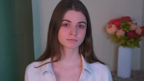 My name is Emma  online show from 05-04-26, 08:54