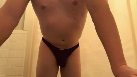 Snapshot of shark1865 chatting on 01-11-26, 03:22 shark1865 online show from 01-11-26, 03:22