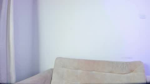 Hi fiends ---- I usually start online from Monday to Friday from 1000 am Saturdays and Sundays at 600 am Colombia time online show from 06-06-26, 10:09