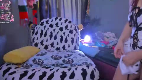 Snapshot of sharlott_smith1 chatting on 12-16-25, 06:46 Sharlott online show from 12-16-25, 06:46