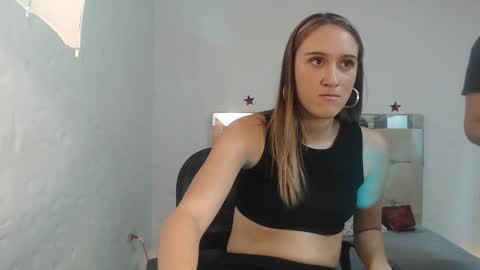 Snapshot of sharlotte__jones chatting on 02-01-25, 02:45 Sara online show from 02-01-25, 02:45