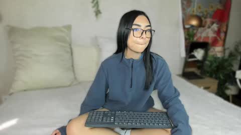 DANI online show from 09-11-25, 07:58