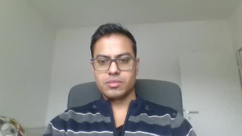 Snapshot of sharmamanxyz chatting on 02-04-25, 10:32 sharmamanxyz online show from 02-04-25, 10:32