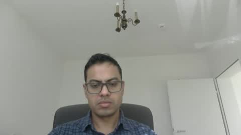 Snapshot of sharmamanxyz chatting on 03-11-25, 09:45 sharmamanxyz online show from 03-11-25, 09:45